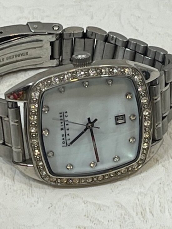 VTG Joan Rivers Classic Collection Crystal Face Silver-Tone Metal Bracelet Watch main image 9